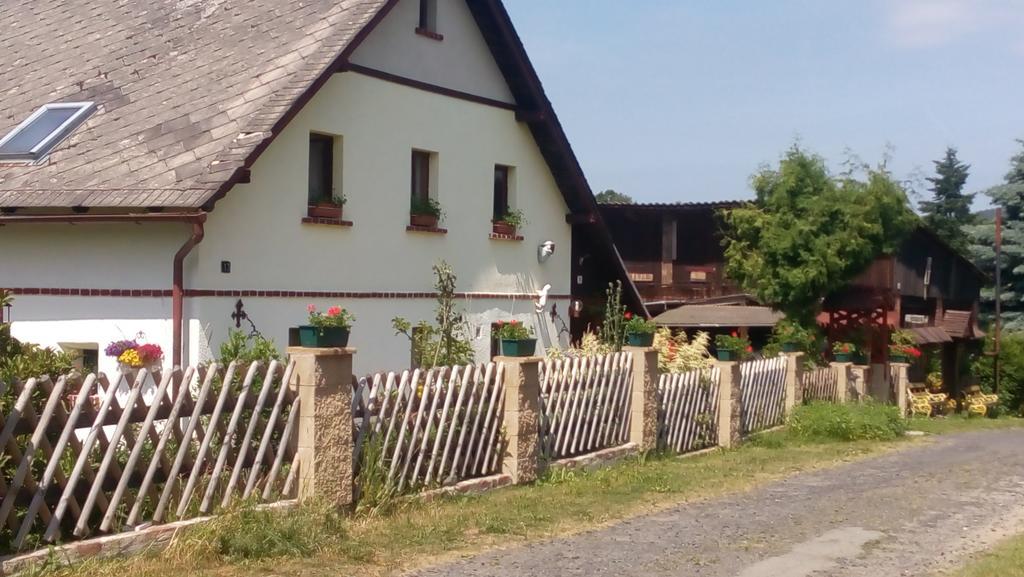 U Tri Kocek Hotell Jablonné v Podještědí Exteriör bild