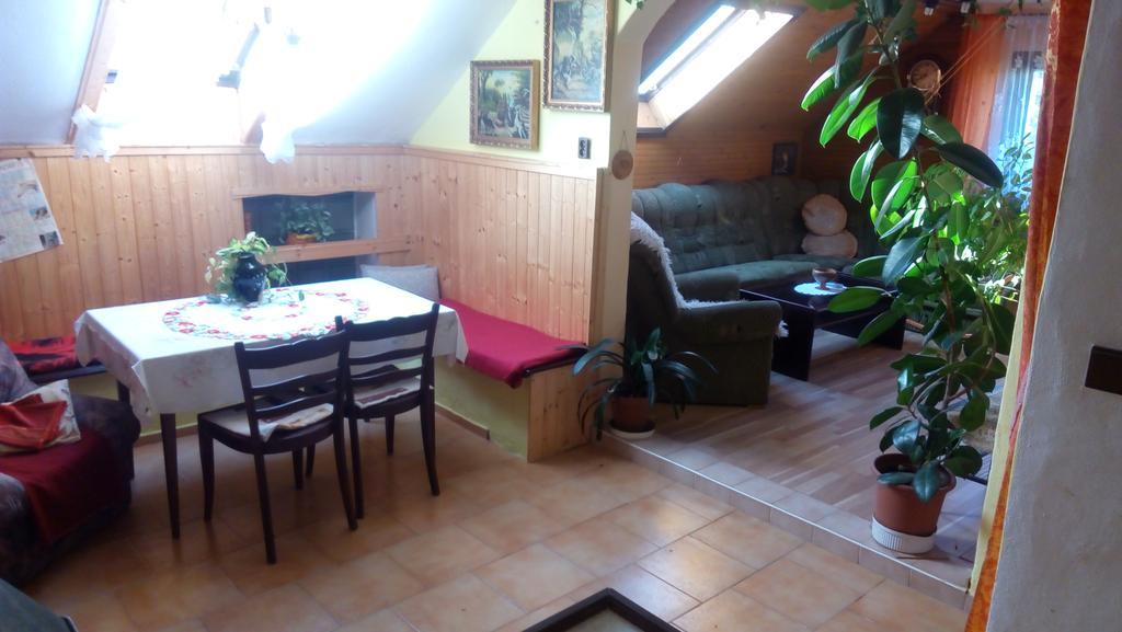 U Tri Kocek Hotell Jablonné v Podještědí Exteriör bild