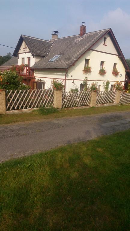 U Tri Kocek Hotell Jablonné v Podještědí Exteriör bild